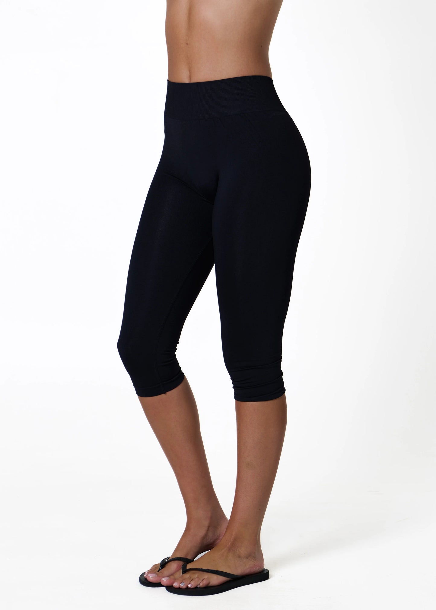 Silhouette Scrunch Capris