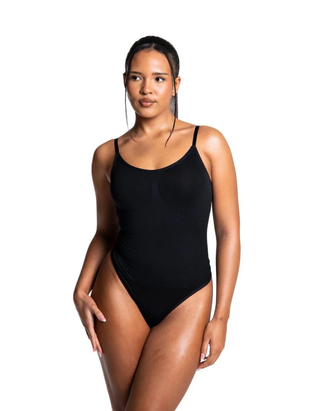 Smooth Curve Thong - SHAPOURA