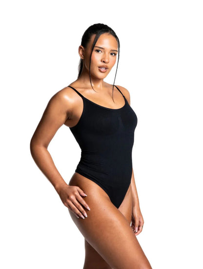 Smooth Curve Thong - SHAPOURA